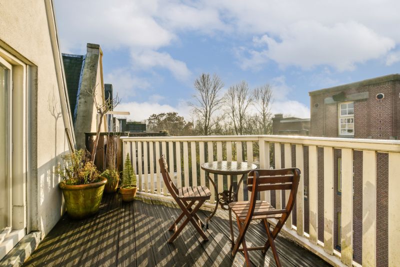 Balcony Railing Installation in Conroe, TX